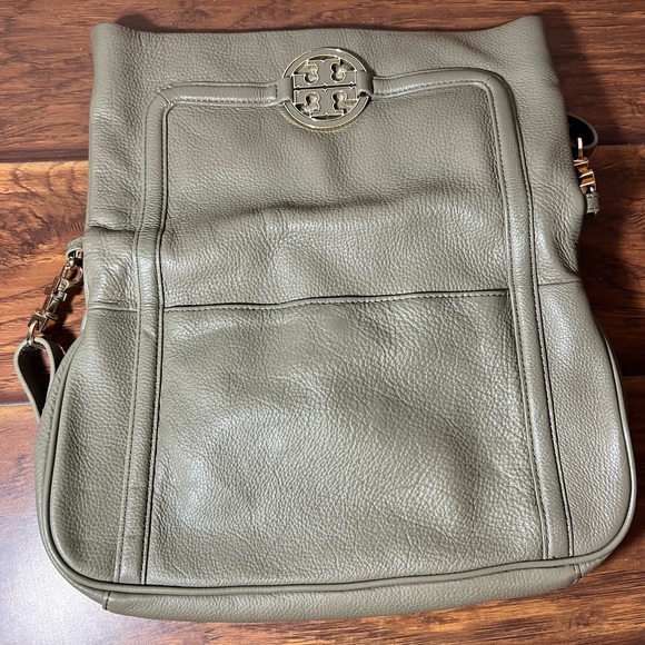 Tory Burch Purse - Picture 4 of 5